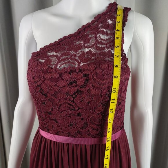 David’s Bridal Bridesmaid Lace Dress, 26 inch thigh slit. Wine Color Size 6 - Picture 7 of 14
